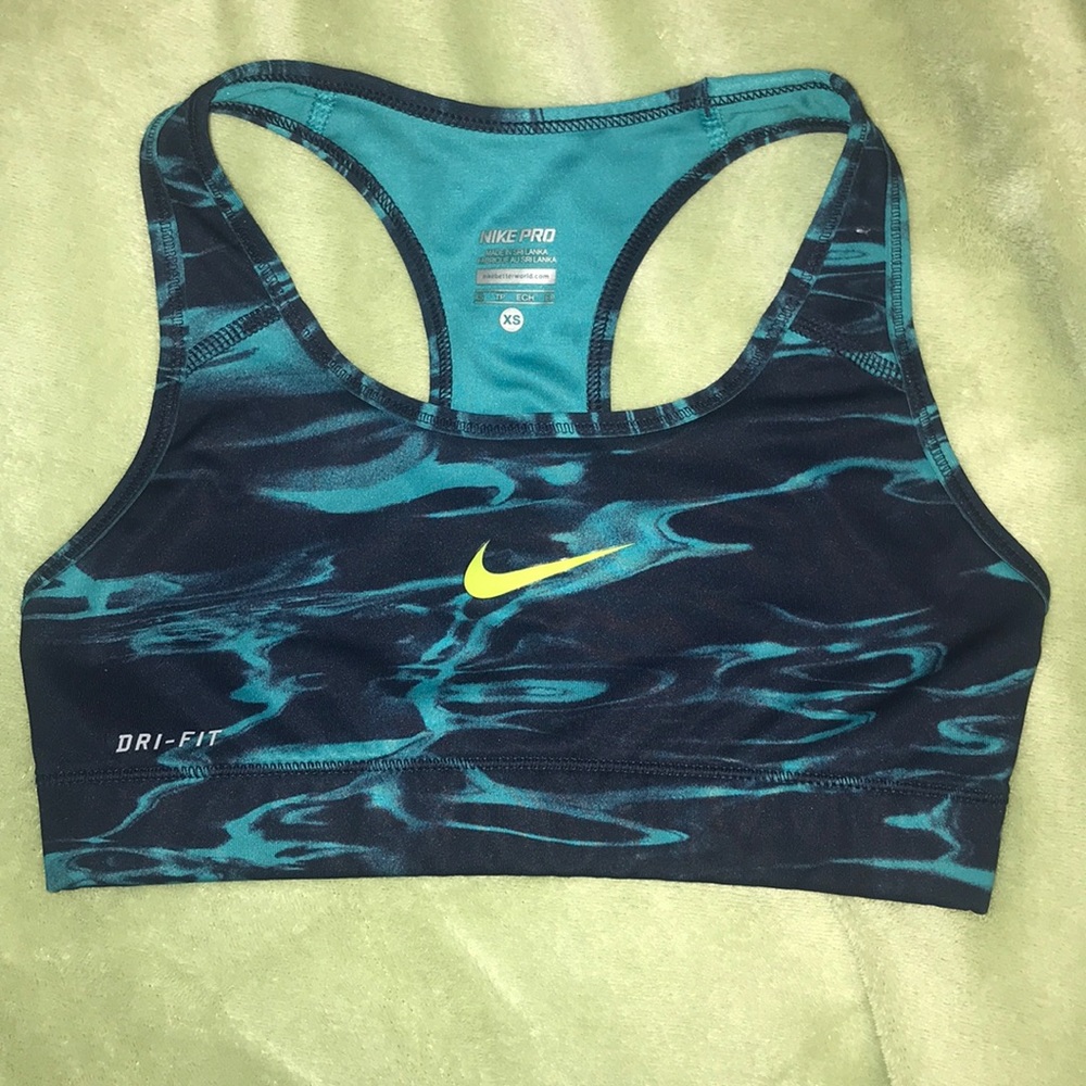 Nike Pro Sports Bra